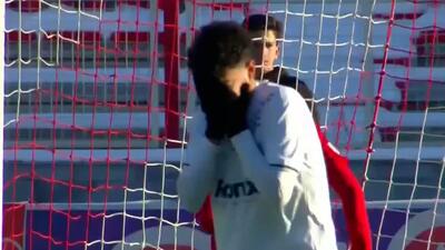 تهدید دروازه بیرانوند با شوت خطرناک مهاجم ملوان