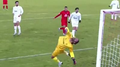 سوپر سیو طیبی پور مانع باز شدن دروازه ملوان شد!