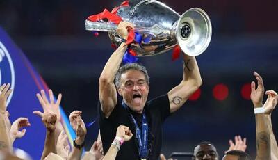 پیرترین فوتبالیست جهان بزرگتر از قهرمان اروپا