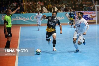 لیگ برتر فوتسال؛ گیتی پسند و گهر زمین سیرجان