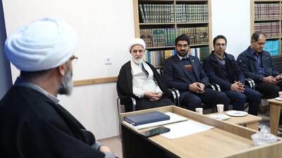  تاکید نماینده ولی‌فقیه بر لزوم گفت‌وگو و اقناع‌سازی دانشجویان