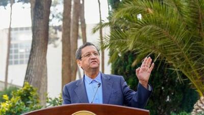 همتی: قول می‌دهم ثبات اقتصادی فراهم شود