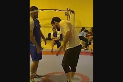  سرشاخ شدن جالب کادیف و حسن یزدانی در تمرین تیم کشتی استقلال (فیلم)