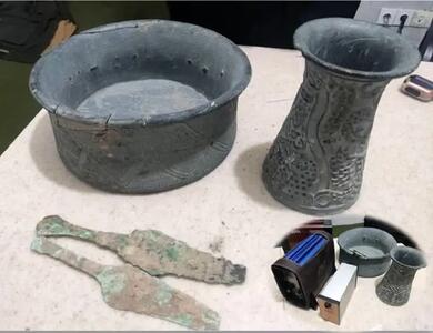 ۴ شیء باستانی در جیرفت کرمان کشف شد(+عکس)