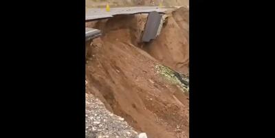  سقوط کامیون به دره در پی رانش زمین در ایذه (فیلم)