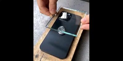 ساخت پایه تلفن نقره‌ای دست‌ساز از صفر تا صد (فیلم)