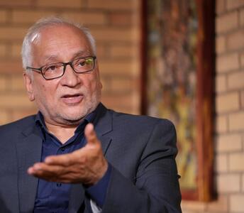 مرعشی: چاره ای جز گرفتن تصمیمات سخت نیست/ کابینه پزشکیان باید ترمیم شود و افرادی مسئولیت بگیرند که حاضرند آبروی خود را گرو بگذارند