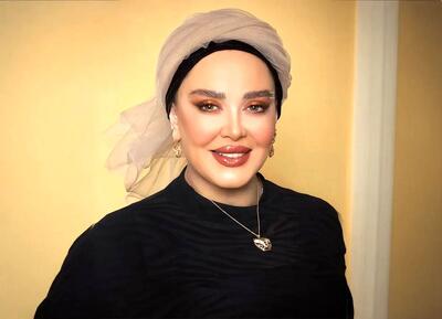  تیپ بهاره رهنما در سفر به مشهد جلب توجه کرد