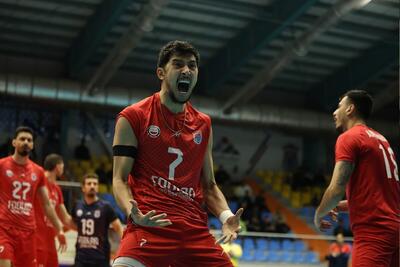 پیروزی مدعیات در هفته دهم لیگ برتر والیبال/ شهرداری ارومیه فاتح جدال با استقلال گنبد