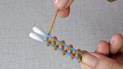  آموزش ساخت گل تزئینی با گوش پاک کن و کاموا
