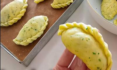  طرز تهیه پیراشکی گوشت فوری و خوشمزه !