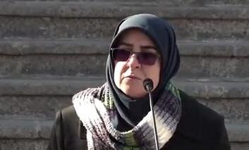 مهاجرانی: می‌دانیم فشار اقتصادی مردم را آزار می‌دهد