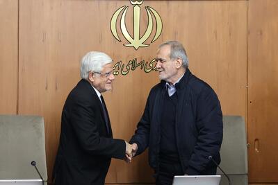 عارف استعفا کرد اما پذیرفته نشد!