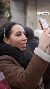 اهتزاز چفیه غول‌پیکر فلسطینی روی برج تاریخی