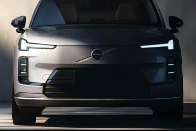 ولوو XC70؛ سریع‌ترین خودرو هیبریدی در ایران