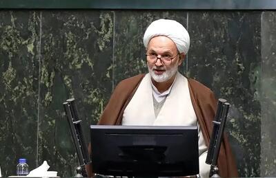 نماینده قم: همان طور که از شر پهلوی خلاص شدیم باید از شر غرب‌گراها هم خلاص شویم