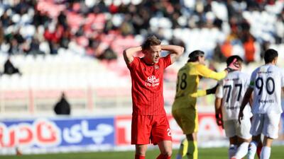 آمار متناقض تراکتور در نیم‌فصل؛ صدرنشین گل‌زنی با ۸ بازی بدون گل!