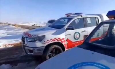 نجات جان پنج نفر در منطقه صعب‌العبور بل با تلاش امدادگران هلال‌احمر فارس