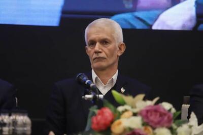 اسبقیان: حضور در اردوی تیم ملی یعنی رئیس‌جمهور مردمی است