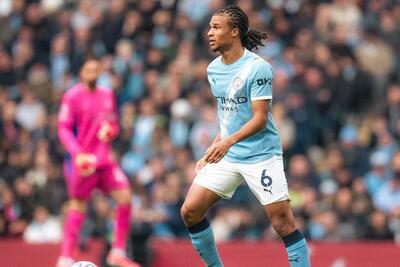 ستاره هلندی در آستانه جدایی از منچسترسیتی