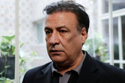  عکس| «عبدالرضا اکبری» در ۳۱ سالگی و در اولین فیلم سینمایی اش؛ سال ۶۳