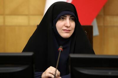 سیاست‌های غلط دولت، معیشت مردم را به لبه پرتگاه رسانده است