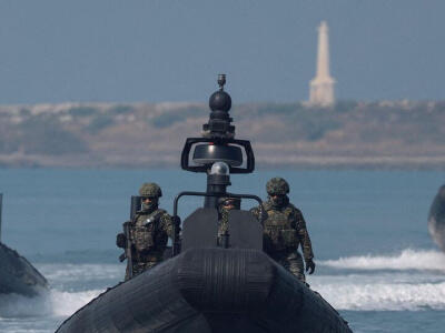 مانور بزرگ نظامی چین در اطراف تایوان - دیپلماسی ایرانی