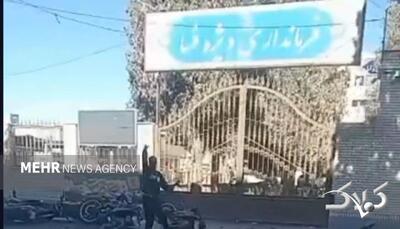 اوضاع آرام در برابر فرمانداری فسا - مجله اینترنتی کولاک