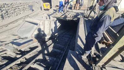 تصاویری از حادثه ریزش معدن کوشک در بافق