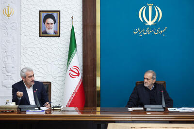  پزشکیان: تضعیف داخلی در شرایط فشار بیرونی به کشور آسیب جدی می‌زند