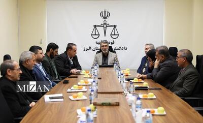 اهدای احکام اعضای جدید هیئت منصفه دادگاه مطبوعات استان البرز