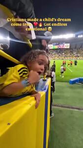 ویدئو: ذوق‌زدگی طرفدار خردسال النصر از دست دادن با رونالدو ‏ - پارس فوتبال