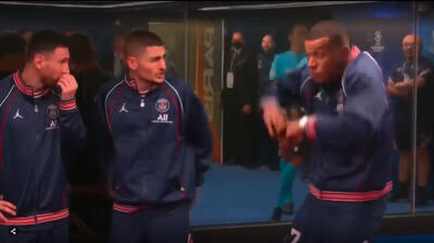 ویدیو| یوفا چالش  اگه میتونی نخند  راه انداخت! - پارس فوتبال