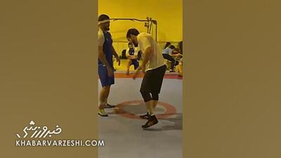ویدیو| حسن یزدانی و کادیف در تمرین سرشاخ شدند! - پارس فوتبال