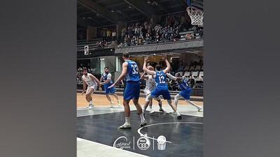 ویدیو| تیم بسکتبال استقلال هم به داور معترض شد: این چه جهنمی است که برای ما ساختید؟ - پارس فوتبال