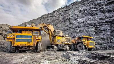 پایان عملیات امداد در معدن کوشک بافق؛ ۶ مصدوم و بدون فوتی/ دسترسی امدادگران به بخش‌های زیرین معدن بافق؛ فردی در زیر آوار محبوس نبود + صوت