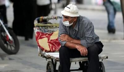 حقوق زیر ۱۰۰ دلار، مالیات سنگین؛ چرا بار مشکلات اقتصادی بر دوش کارگران و بازنشستگان است؟