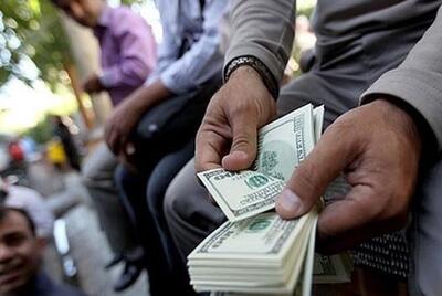 بررسی قیمت دلار در روز نیمه‌تعطیل در بازار مشهد (۱۰ دی ۱۴۰۴)‌