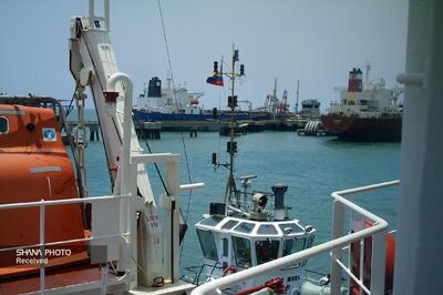 تردد نفتکش‌ها در آب‌های ونزوئلا با وجود محاصره آمریکا