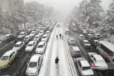 ترافیک سنگین در چالوس و ۳ آزادراه/ انسداد ۲۰ محور شریانی و غیر شریانی