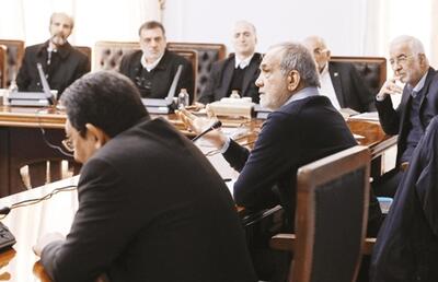 وعده شنیدن مستقیم صدای بازار