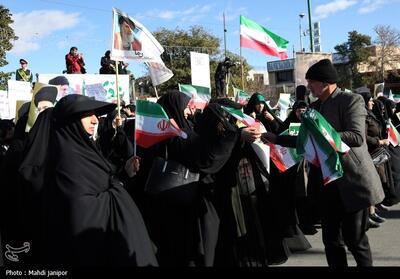 میدان‌ انقلاب اصفهان کانون بیان دغدغه‌های معیشتی فیلم - تسنیم