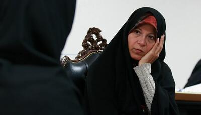 فائزه هاشمی: کشور در وضعیتی رهاشده قرار دارد