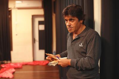 عباس اقسامی نمایش «تلخاب» را به صحنه می‌برد