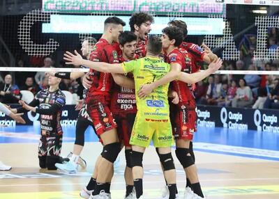 اعتراف سرمربی لوبه بعد از ناکامی بزرگ