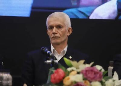 اسبقیان: امروز زمان تضعیف تیم ملی نیست