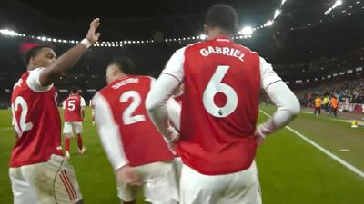 گل اول آرسنال به استون ویلا (ماگالاش)