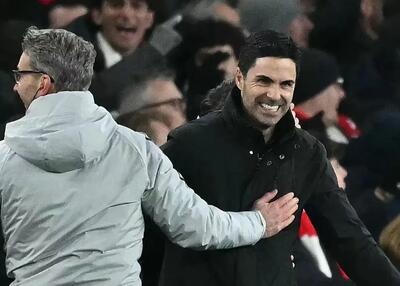 از برد خوشحالم، مهم نیست مربی حریف دست نداد!