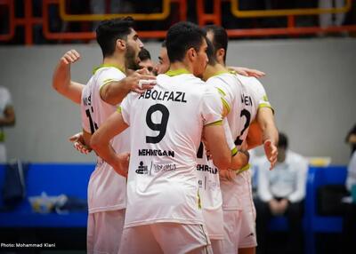 ماراتن شگفت‌انگیز والیبال ایران: ست پنجم ۲۸-۲۶!