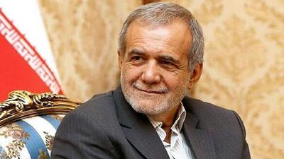  رئیس‌جمهور وارد شهرکرد شد